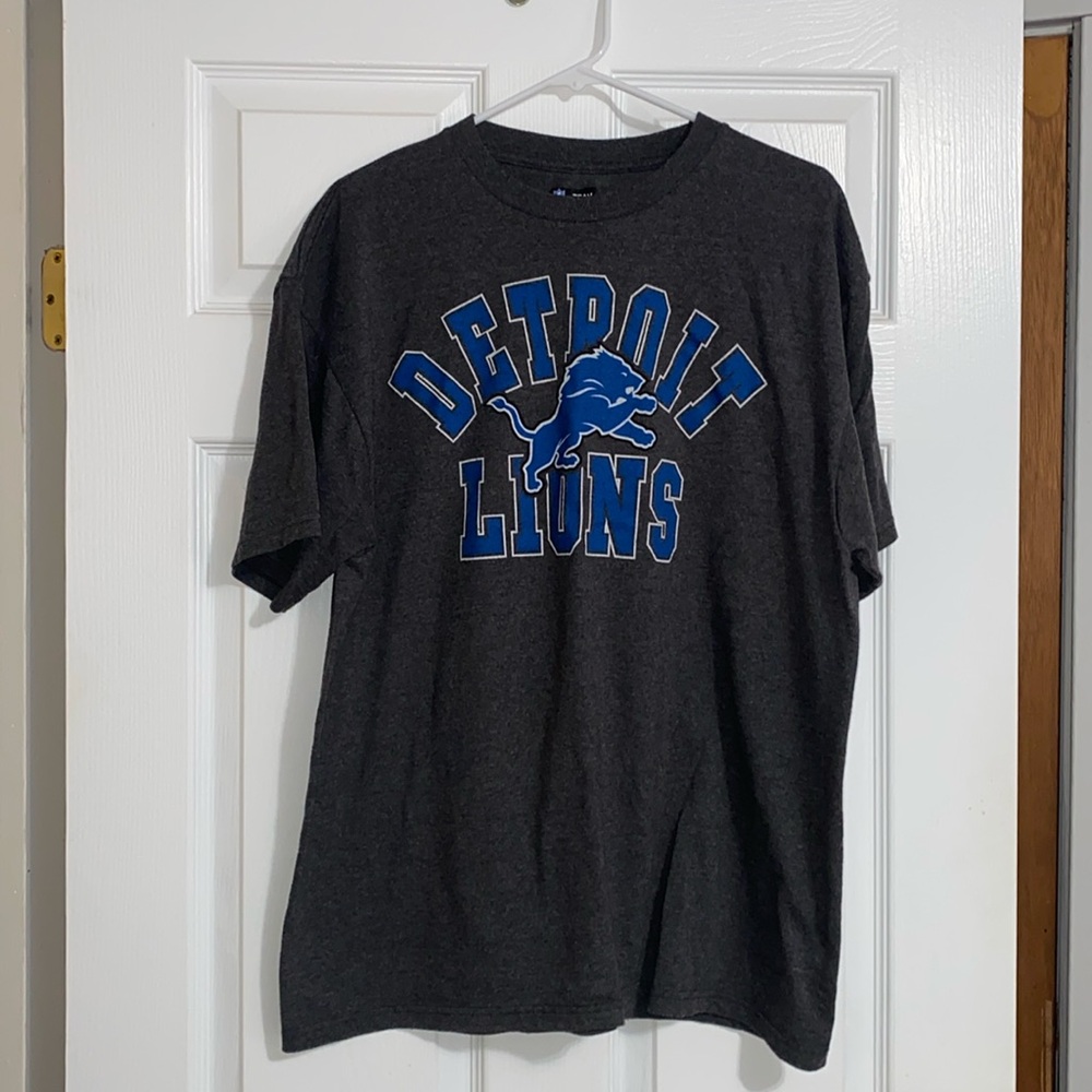 Men’s size, extra large, Detroit Lions, NFL team apparel T-shirt